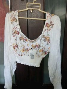 Floral Embroidered Crop Top - L Size