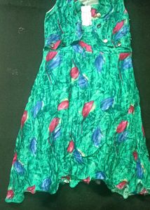 Green Floral Button-Down Top