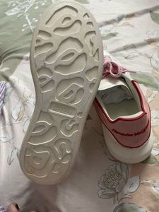 Alexander McQueen  Sneakers