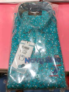 I want to sell Men Navy  Checks Full Sleeves Shirt