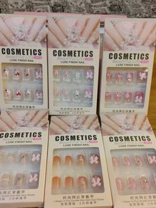 Cosmetics Luxe Finish Nail Set