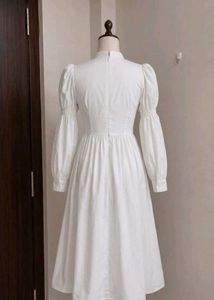 Chic White Puff Sleeve Midi Dress