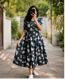 Beautiful Floral Print Midi Dress_All size availab