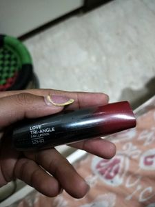 Staze Love Tri-Angle 3-in-1 Lipstick