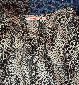 Chic Animal Print Long Sleeve Blouse
