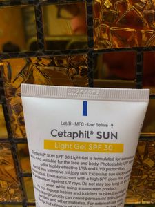 Cetaphil Sun SPF 30 Light Gel