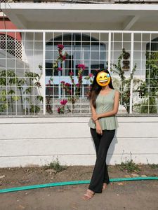 Chic Sleeveless Peplum Top
