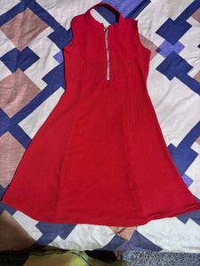 Chic Red Zipper Dress