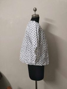 Chic Printed V-Neck Blouse