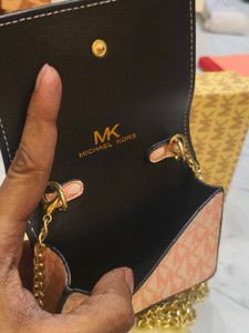 Michael Kors Black 🖤 Mini Sling