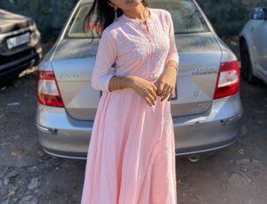 Elegant Pink Embroidered Kurta