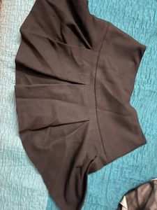 Bershka Black skirt