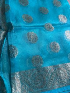Elegant Blue Silk Saree ( no blouse)