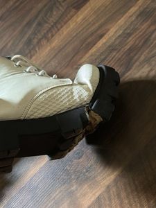 Light weight Stylish Cream Lace-Up Boots 40 size