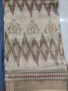 Combo of 6 Sarees✨💥With a free neckchain🎁💥 🎁