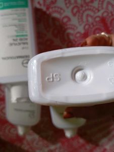 2% salicylic acid face wash