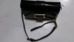 Women's Black Adjustable Sling Bag