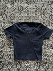 Basic Navy Cropped Tee