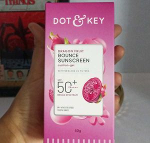 Dot & Key Dragon Fruit Bounce Sunscreen