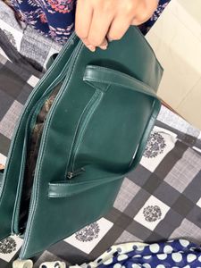 new classy green solid pu tote bag