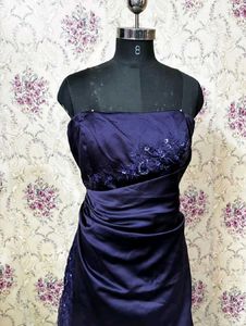 Elegant Navy Blue Strapless Gown