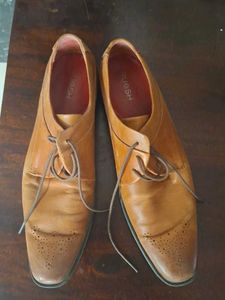 Elegant Brown Leather Lace-Up Formal Shoes