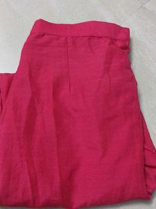 Red Kurta Set with Intricate Embroidery