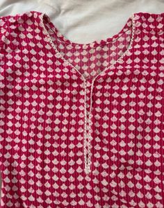 Stylish Pink Geometric Print Tunic Top