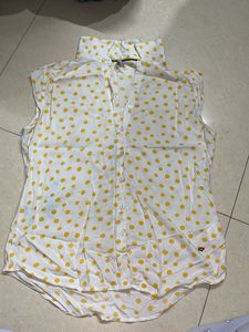 Polka Dot Sleeveless Blouse
