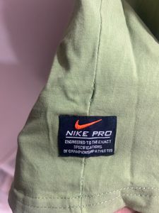 Nike Pro Unlimited You T-Shirt