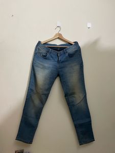 Light weight Women’s Jeans