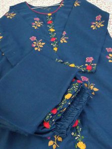 🌸 Elegant Embroidered Kurti – ₹480 Only 🌸