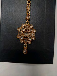 Elegant Maang Tikka with Stones