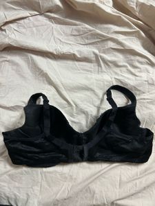 Elegant Black Lace Trim Bra