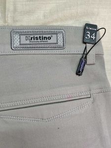 Stylish Grey Chinos - Comfortable &amp; Versatile