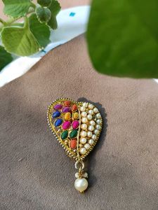 Vintage Brooch &amp; Pin Set