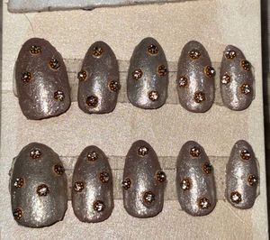 Desi Sparkling Press-On Nails with Gems