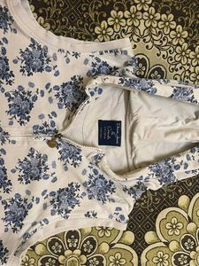 Floral Sleeveless Hoodie