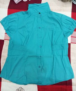 Cute sea green shirt-top 🩵🤍
