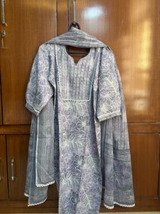 Elegant Floral Print Kurta Set with Dupatta