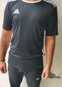Adidas Men's Black T-Shirt