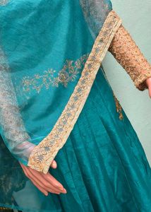 Bridal Elegance The Latest Trend -"Stone Gone Gr