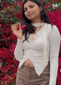 Chic White Long Sleeve Crop Top