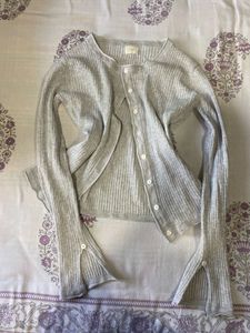 Ribbed Knit Cropped Cardigan