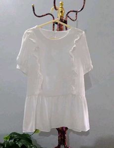 Chic White Ruffled Peplum Top