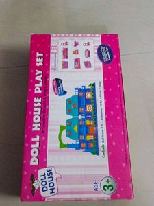 Doll House Play Set brand new