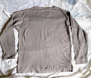 Gray Victoria secret Sweatshirt👍