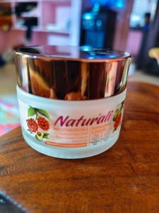 Naturali Pollution Defence Daily Moisturizing Crea