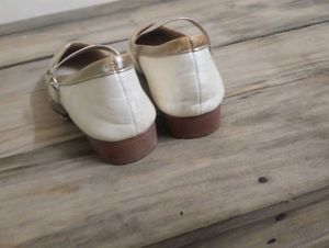 Chic White &amp; Gold Mary Jane Flats