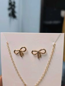 Offer _ Bow Necklace and Earrings Set